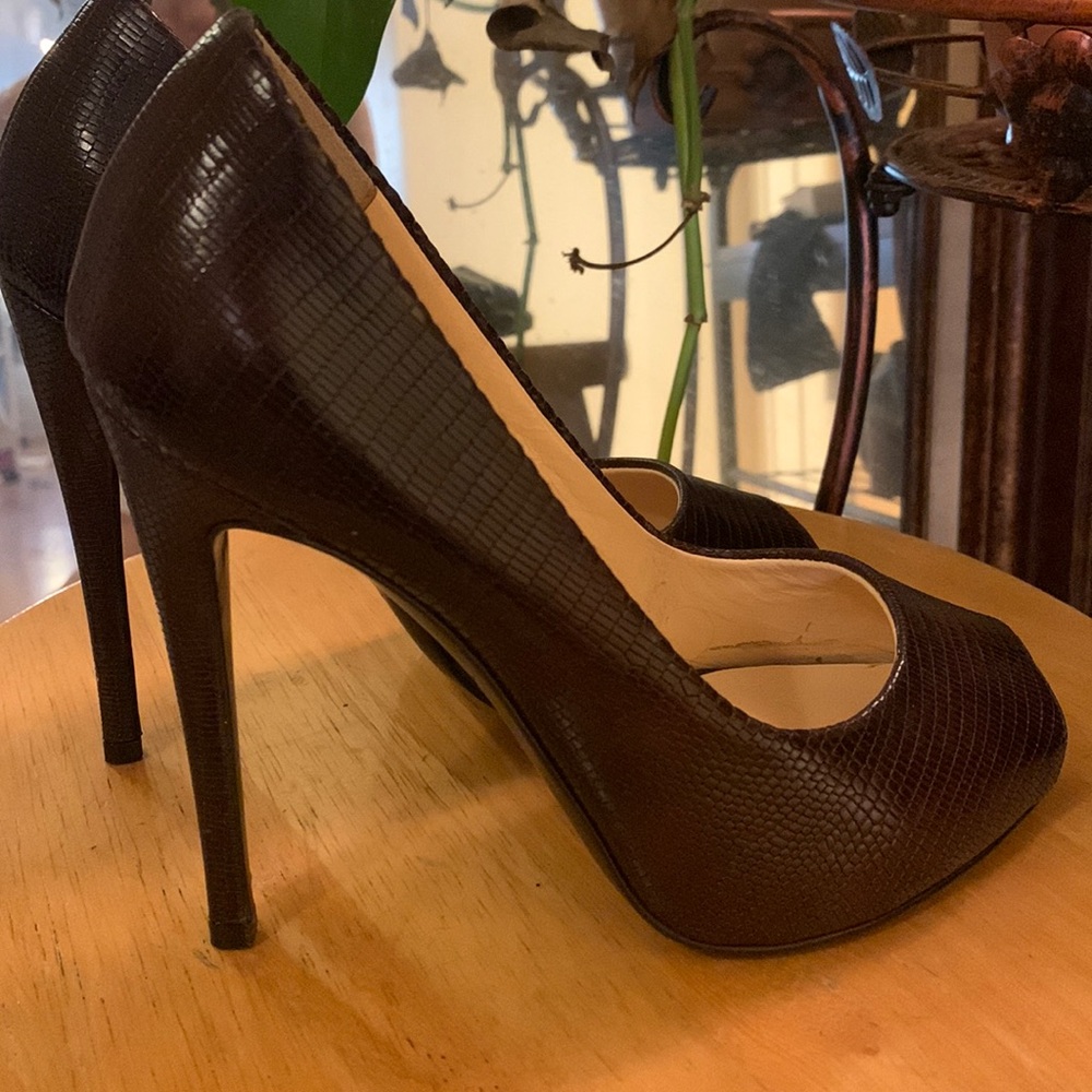 NEW Giuseppe Zanotti Peep Toe Pumps